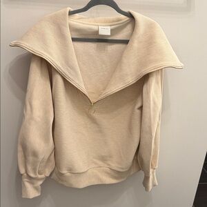 Varley Vine Half Zip Sweatshirt with Gold Accent